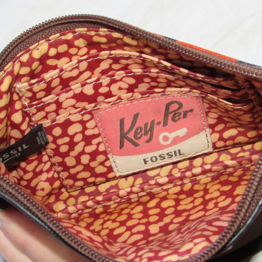 Fossil Key-Per Coated Canvas Mod Flower Floral Wr… - image 3